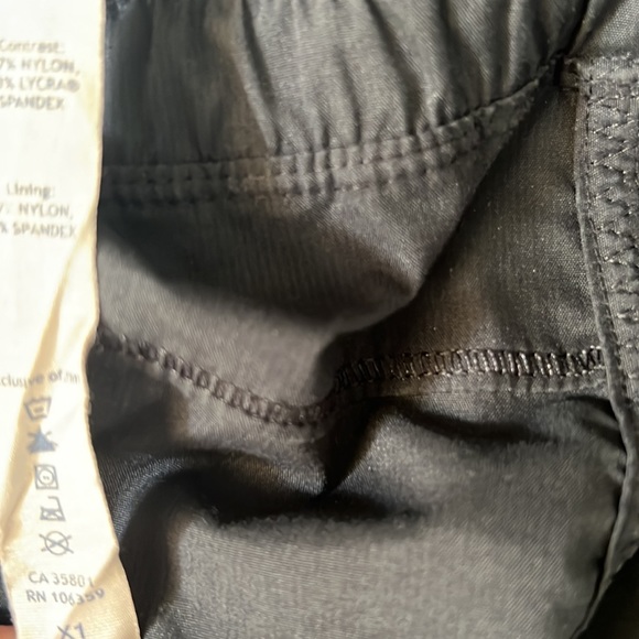 Rare 💎💎lululemon Leader of the Track pants - size 8 - Picture 9 of 16